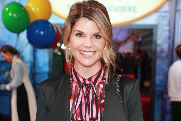 Lori Loughlin Net Worth