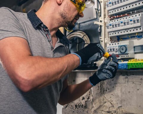Commercial Electrician